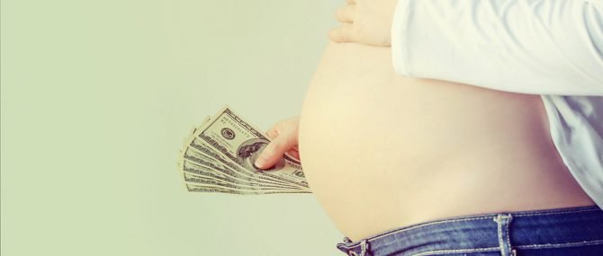 Compensación económica a la gestante