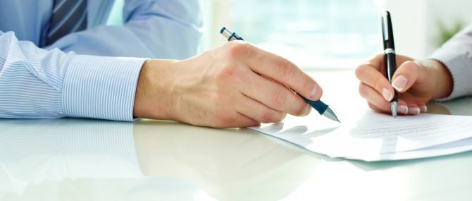 Firma del contrato de subrogación