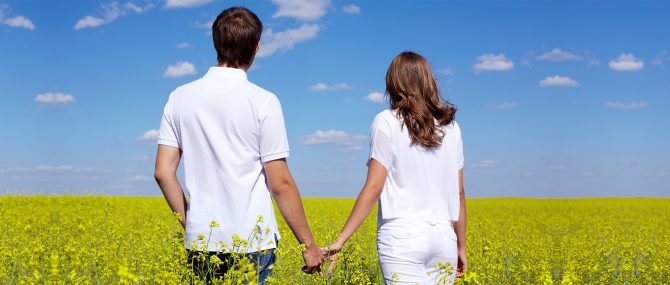Futurs parents par gestation de substitution