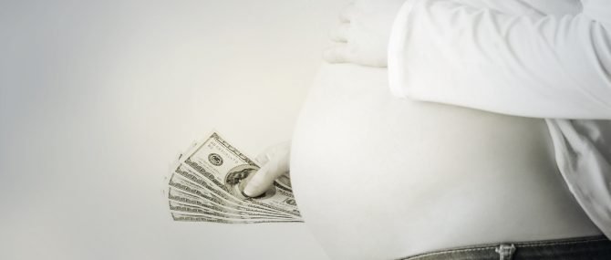 Gestación subrogada ilegal en España