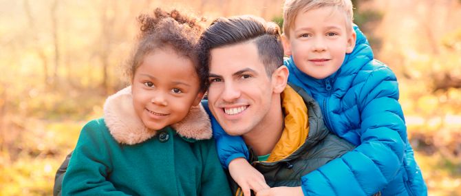 Imagen: Adoption by single nale